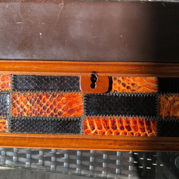 Vintage Leatherette Chestnut Brown Jewelry Box - Made in Italy - Picture 7 of 10